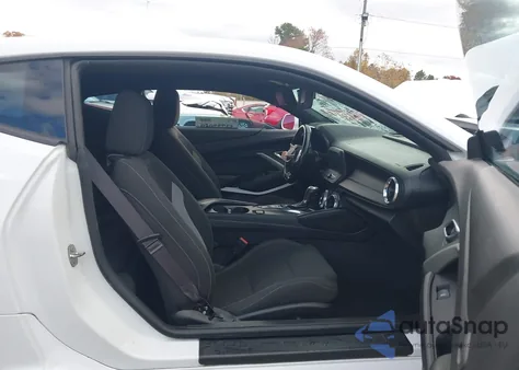 2017 Chevrolet Camaro 1Lt z USA, uszkodzony, nr VIN 1G1FB1RS9H0184213